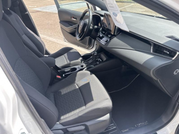 ddf-core-media-YDl9U8417012882_9.jpg Photo 9 du bon plan TOYOTA Corolla 122h Dynamic MY22 occasion à 20990 €