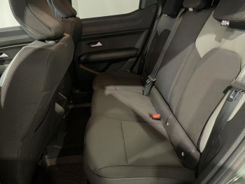 Photo 5 du bon plan DACIA Duster 1.6 hybrid 140ch Extreme occasion à 27590 €