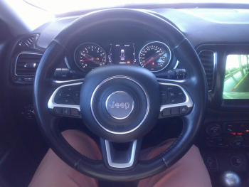 Photo 2 du bon plan JEEP Compass 1.4 MultiAir II 140ch Brooklyn Edition 4x2 Euro6d-Temp occasion à 18900 €