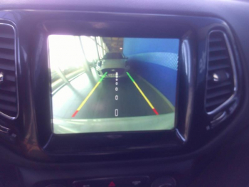 Photo 3 du bon plan JEEP Compass 1.4 MultiAir II 140ch Brooklyn Edition 4x2 Euro6d-Temp occasion à 18900 €