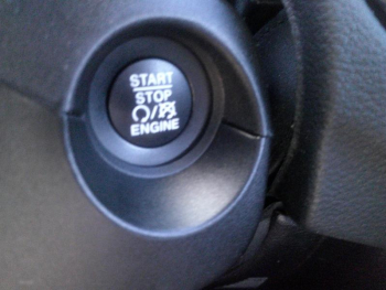 Photo 11 du bon plan JEEP Compass 1.4 MultiAir II 140ch Brooklyn Edition 4x2 Euro6d-Temp occasion à 18900 €