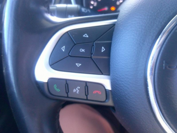 Photo 12 du bon plan JEEP Compass 1.4 MultiAir II 140ch Brooklyn Edition 4x2 Euro6d-Temp occasion à 18900 €