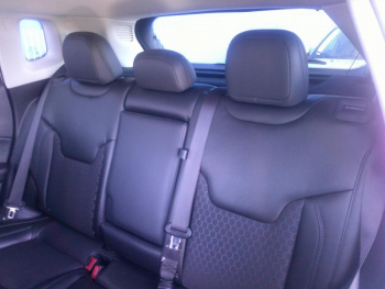 Photo 16 du bon plan JEEP Compass 1.4 MultiAir II 140ch Brooklyn Edition 4x2 Euro6d-Temp occasion à 18900 €