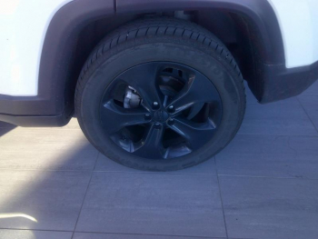 Photo 17 du bon plan JEEP Compass 1.4 MultiAir II 140ch Brooklyn Edition 4x2 Euro6d-Temp occasion à 18900 €