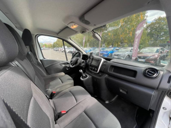 Photo 9 du bon plan NISSAN NV300 Fg L1H1 2t8 2.0 dCi 120ch N-Connecta occasion à 18990 €