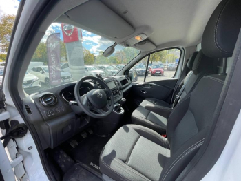 Photo 10 du bon plan NISSAN NV300 Fg L1H1 2t8 2.0 dCi 120ch N-Connecta occasion à 18990 €