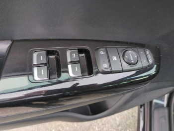 Photo 14 du bon plan KIA Sportage 1.6 CRDi 136ch MHEV Black Edition 4x2 occasion à 18990 €