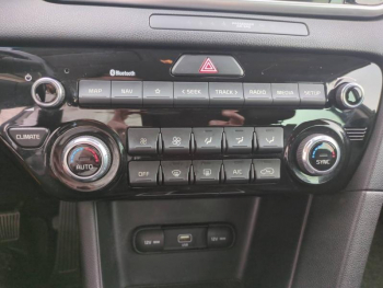 Photo 20 du bon plan KIA Sportage 1.6 CRDi 136ch MHEV Black Edition 4x2 occasion à 18990 €