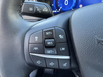 Photo 16 du bon plan FORD Kuga 2.5 Duratec 190ch FHEV E85 Titanium BVA occasion à 28490 €