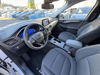 Photo 17 du bon plan FORD Kuga 2.5 Duratec 190ch FHEV E85 Titanium BVA occasion à 28490 €