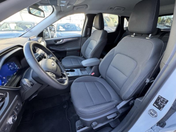 Photo 18 du bon plan FORD Kuga 2.5 Duratec 190ch FHEV E85 Titanium BVA occasion à 28490 €