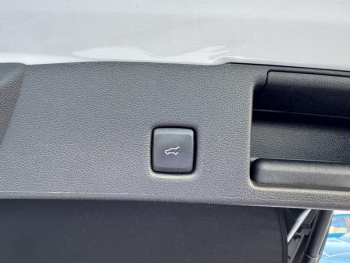 Photo 23 du bon plan FORD Kuga 2.5 Duratec 190ch FHEV E85 Titanium BVA occasion à 28490 €