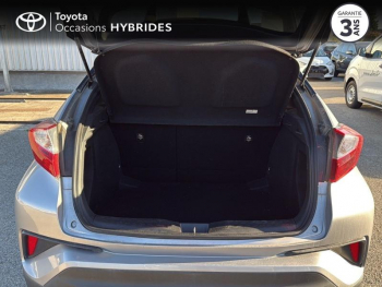 Photo 10 du bon plan TOYOTA C-HR 122h Edition 2WD E-CVT RC18 occasion à 18990 €