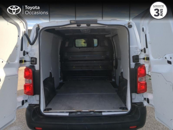 Photo 10 du bon plan TOYOTA ProAce VUL Medium 1.5 D-4D 120 Business RC23 occasion à 23990 €