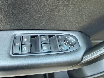 Photo 17 du bon plan RENAULT Captur 1.0 Eco-G 100ch Evolution occasion à 17500 €