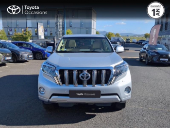 Photo 5 du bon plan TOYOTA Land Cruiser 177 D-4D FAP Lounge 5p occasion à 59990 €