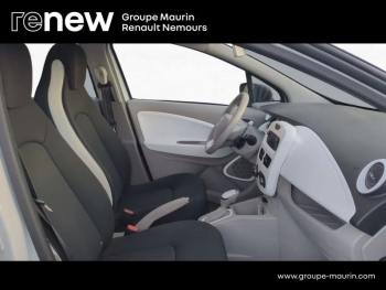 Photo 39 du bon plan RENAULT Zoe Life charge normale R90 MY19 occasion à 6490 €