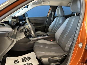 Photo 15 du bon plan PEUGEOT 2008 1.5 BlueHDi 130ch S&S Allure EAT8 125g occasion à 16290 €