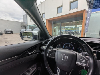 Photo 14 du bon plan HONDA Civic 1.0 i-VTEC 126ch Executive CVT 5p occasion à 16900 €