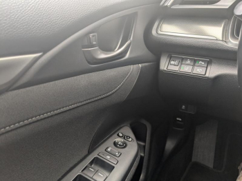 Photo 22 du bon plan HONDA Civic 1.0 i-VTEC 126ch Executive CVT 5p occasion à 16900 €
