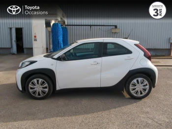 Photo 3 du bon plan TOYOTA Aygo X 1.0 VVT-i 72ch Dynamic S-CVT occasion à 13490 €