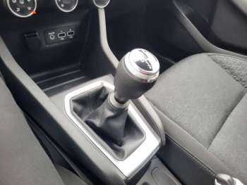 Photo 4 du bon plan RENAULT Clio 1.5 Blue dCi 85ch Zen occasion à 13990 €