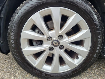Photo 5 du bon plan RENAULT Clio 1.5 Blue dCi 85ch Zen occasion à 13990 €