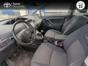 Photo 11 du bon plan TOYOTA Verso 112 D-4D FAP Dynamic occasion à 12990 €
