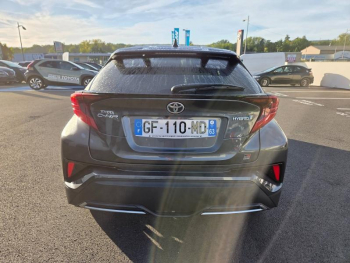 Photo 14 du bon plan TOYOTA C-HR 122h GR-Sport 2WD E-CVT MY22 occasion à 24990 €
