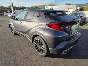Photo 15 du bon plan TOYOTA C-HR 122h GR-Sport 2WD E-CVT MY22 occasion à 24990 €