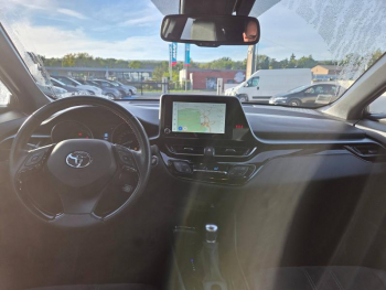 Photo 17 du bon plan TOYOTA C-HR 122h GR-Sport 2WD E-CVT MY22 occasion à 24990 €