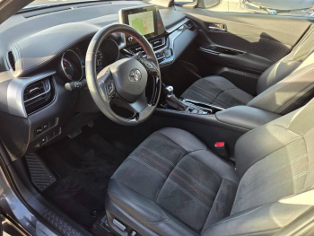 Photo 18 du bon plan TOYOTA C-HR 122h GR-Sport 2WD E-CVT MY22 occasion à 24990 €