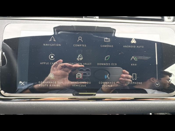Photo 29 du bon plan LAND-ROVER Evoque 1.5 P300e 309ch R-Dynamic SE AWD BVA 11cv occasion à 45990 €