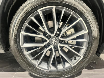 Photo 4 du bon plan LEXUS NX 450h+ Executive 4WD occasion à 54770 €