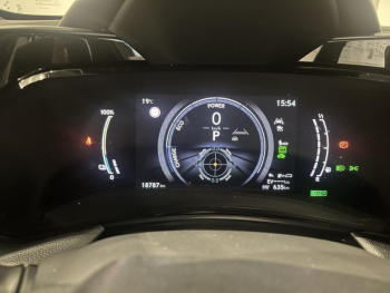 Photo 13 du bon plan LEXUS NX 450h+ Executive 4WD occasion à 54770 €