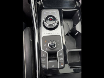 Photo 23 du bon plan KIA Sorento 1.6 T-GDi 265ch PHEV Premium BVA6 4x4 7 places occasion à 32790 €
