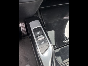 Photo 24 du bon plan KIA Sorento 1.6 T-GDi 265ch PHEV Premium BVA6 4x4 7 places occasion à 32790 €