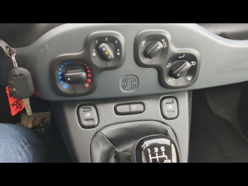 Photo 6 du bon plan FIAT Panda 1.2 8v 69ch S&S Lounge  Euro6D occasion à 11490 €