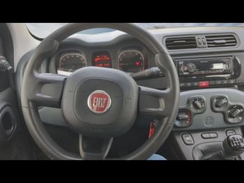 Photo 10 du bon plan FIAT Panda 1.2 8v 69ch S&S Lounge  Euro6D occasion à 11490 €