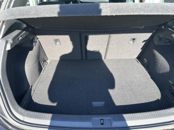 Photo 14 du bon plan VOLKSWAGEN Golf 1.6 TDI 115ch FAP Confortline Euro6d-T 5p occasion à 13490 €