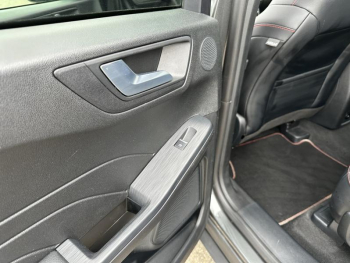 Photo 17 du bon plan FORD Kuga 2.5 Duratec 225ch PHEV ST-Line X BVA occasion à 23880 €