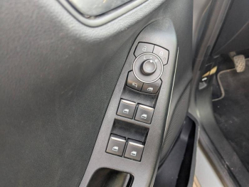 Photo 10 du bon plan FORD Puma 1.0 Flexifuel 125ch S&S mHEV Titanium X occasion à 18990 €