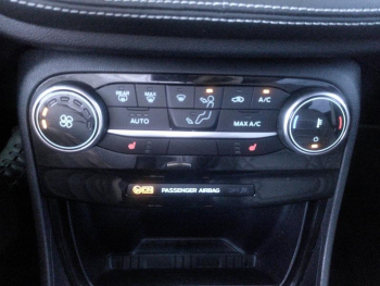 ddf-core-media-vRRjmn62802_12.jpg Photo 12 du bon plan FORD Puma 1.0 EcoBoost 125ch S&S mHEV ST-Line Vignale Powershift occasion à 21900 €