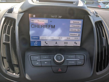 Photo 13 du bon plan FORD Kuga 1.5 Flexifuel-E85 150ch Stop&Start Titanium 4x2 BVA Euro6.2 occasion à 18900 €