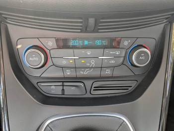 Photo 15 du bon plan FORD Kuga 1.5 Flexifuel-E85 150ch Stop&Start Titanium 4x2 BVA Euro6.2 occasion à 18900 €