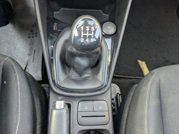 Photo 10 du bon plan FORD Fiesta 1.1 85ch Cool & Connect 5p Euro6.2 occasion à 10900 €