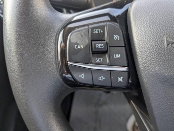 Photo 17 du bon plan FORD Fiesta 1.1 85ch Cool & Connect 5p Euro6.2 occasion à 10900 €