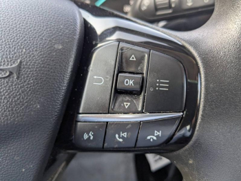 Photo 18 du bon plan FORD Fiesta 1.1 85ch Cool & Connect 5p Euro6.2 occasion à 10900 €