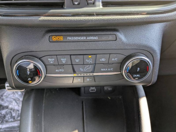 Photo 22 du bon plan FORD Kuga 2.5 Duratec 225ch PHEV ST-Line X BVA occasion à 29900 €