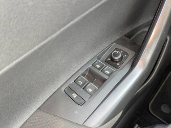Photo 11 du bon plan VOLKSWAGEN Polo 1.0 TSI 115ch Copper Line DSG7 Euro6d-T occasion à 17900 €